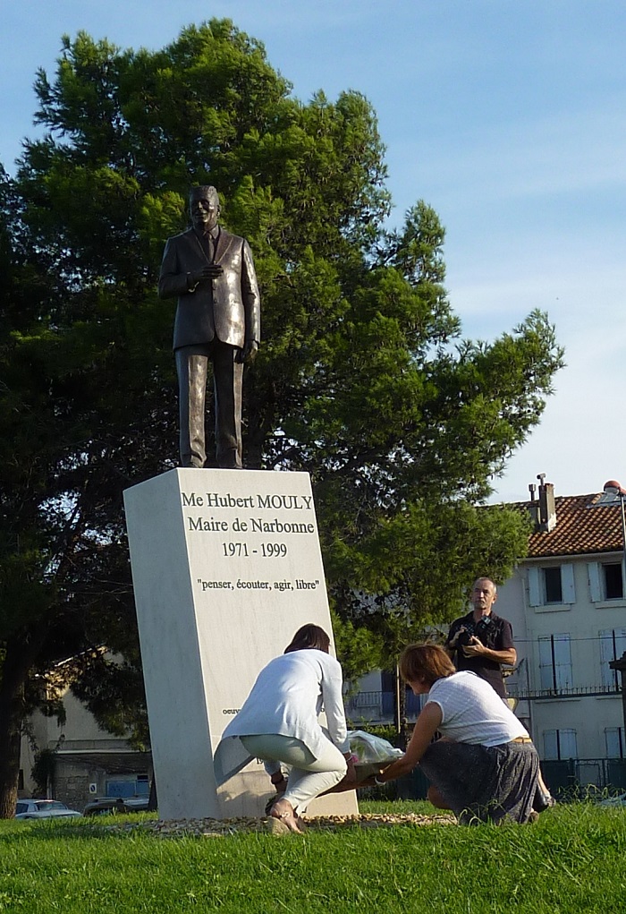74 Avenue Maître Hubert Mouly 11100 Narbonne 2 septembre 2015, hommage à Maître Hubert MOULY. – Les Amis d'Hubert MOULY